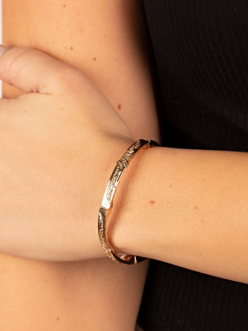 Paparazzi Bracelet (BE086)